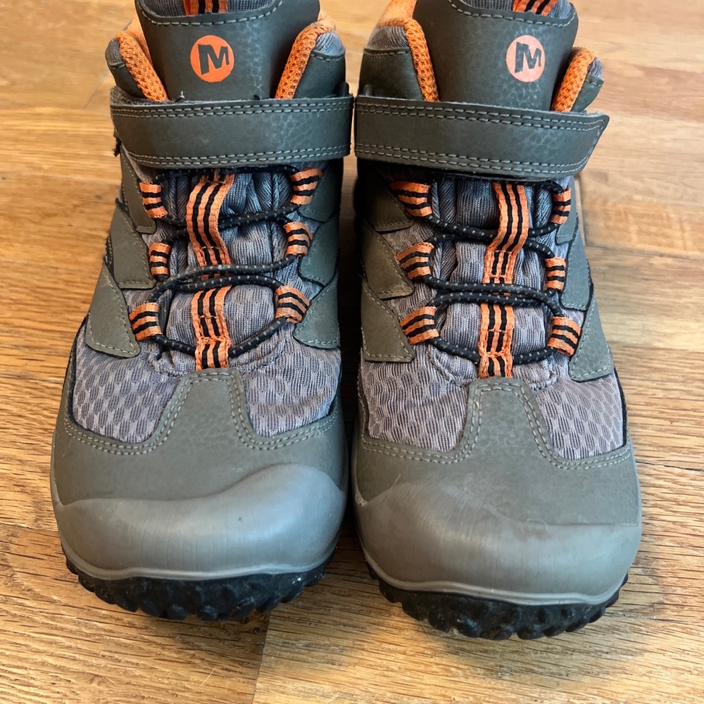 Merrell brand kids hiking boots. Grey and orange. Size 3. Waterproof